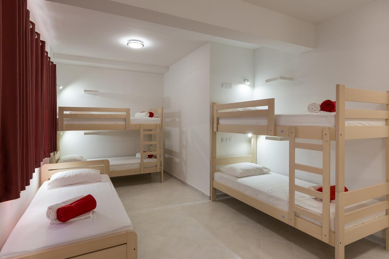 Hostel Free Bird (Adults Only) Dubrovnik Exteriör bild