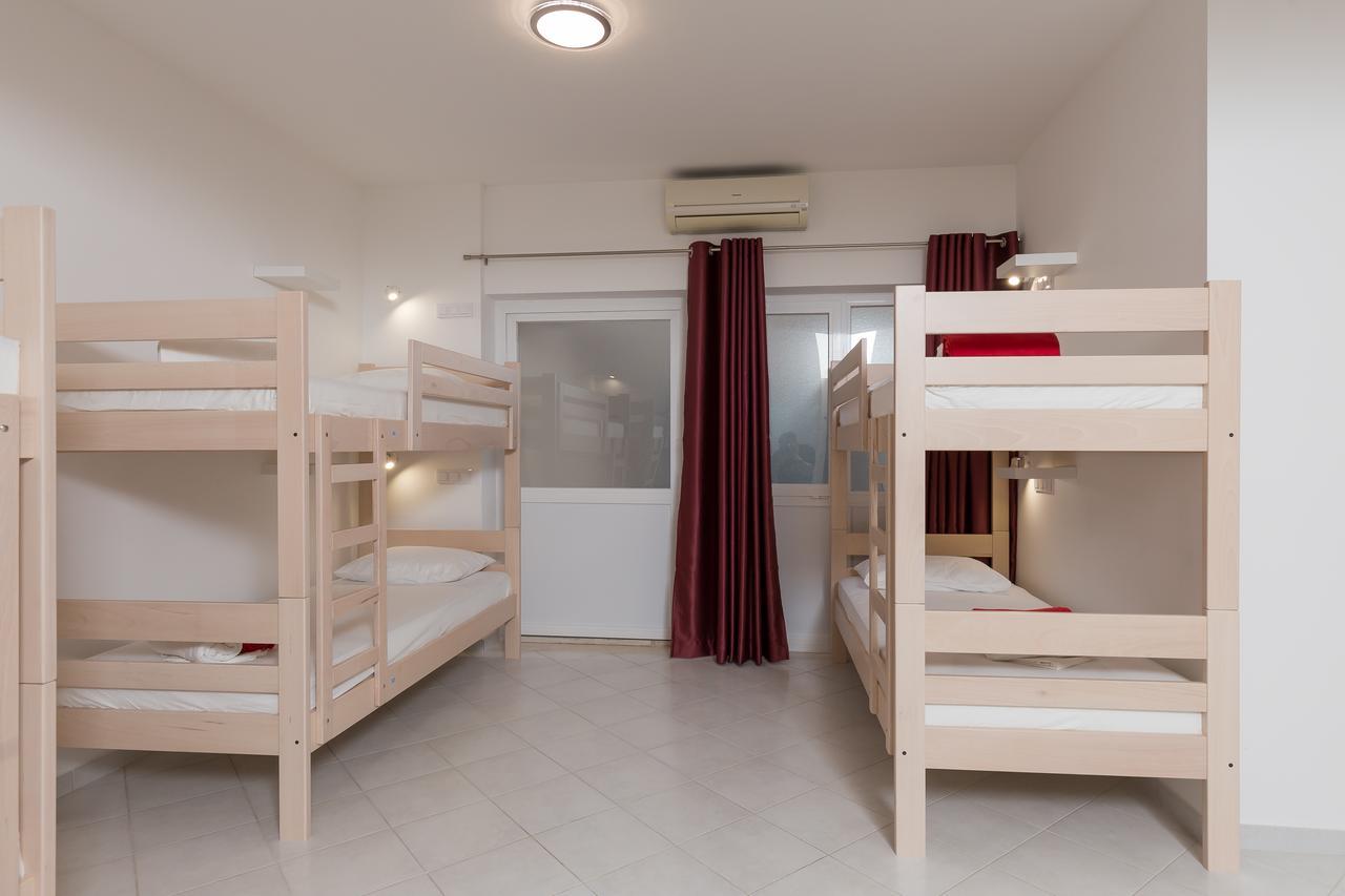 Hostel Free Bird (Adults Only) Dubrovnik Exteriör bild