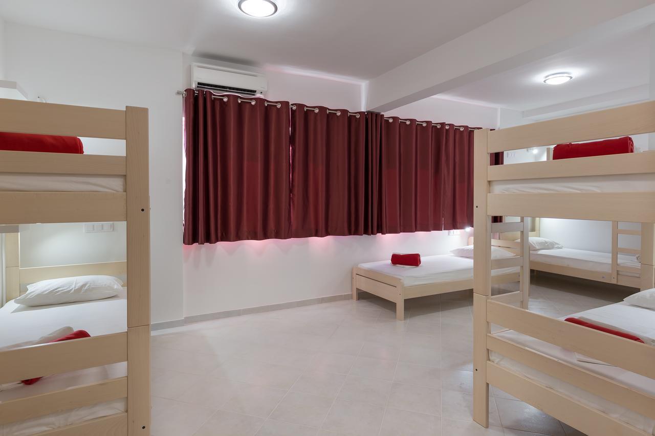 Hostel Free Bird (Adults Only) Dubrovnik Exteriör bild