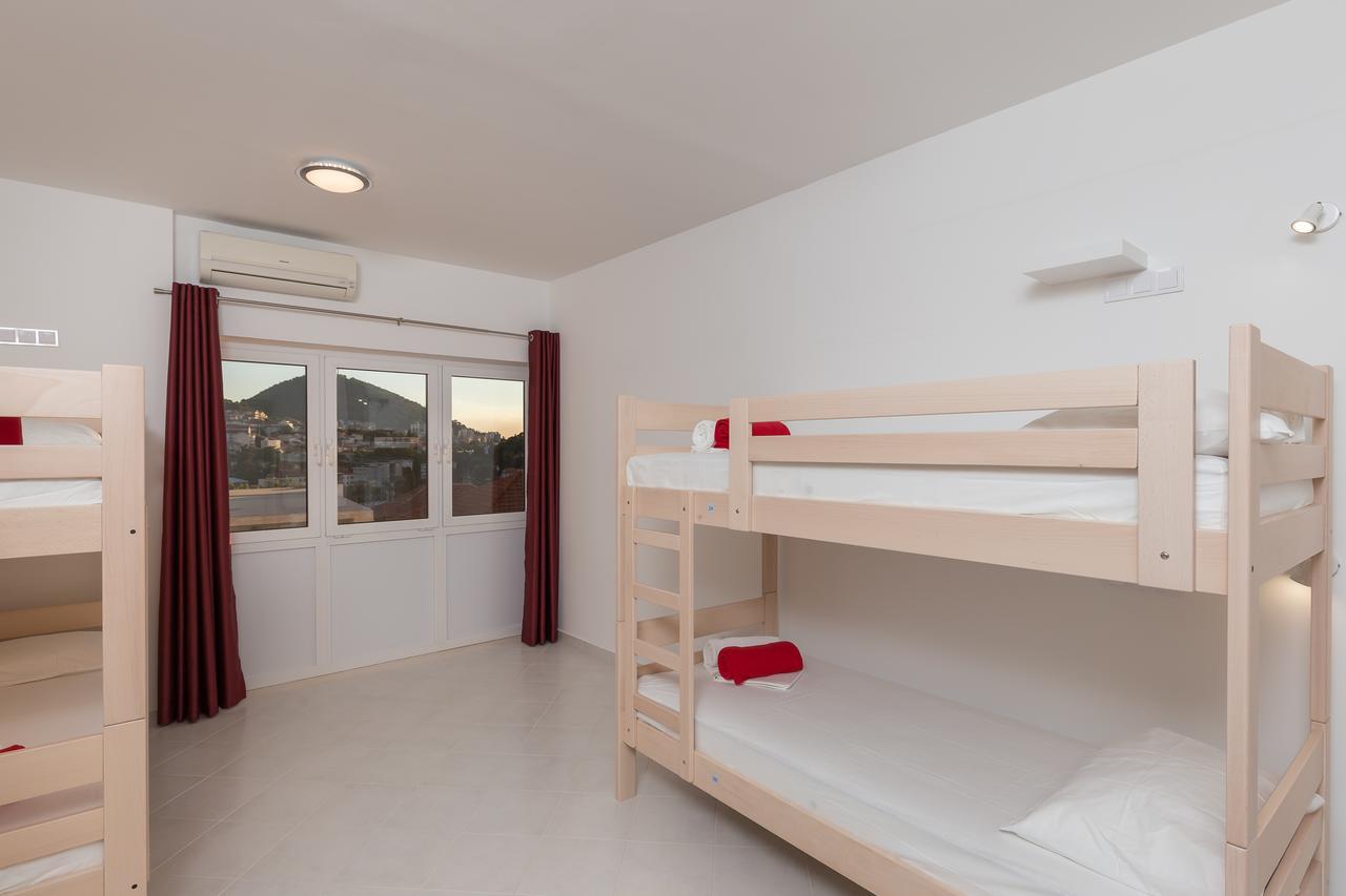 Hostel Free Bird (Adults Only) Dubrovnik Exteriör bild