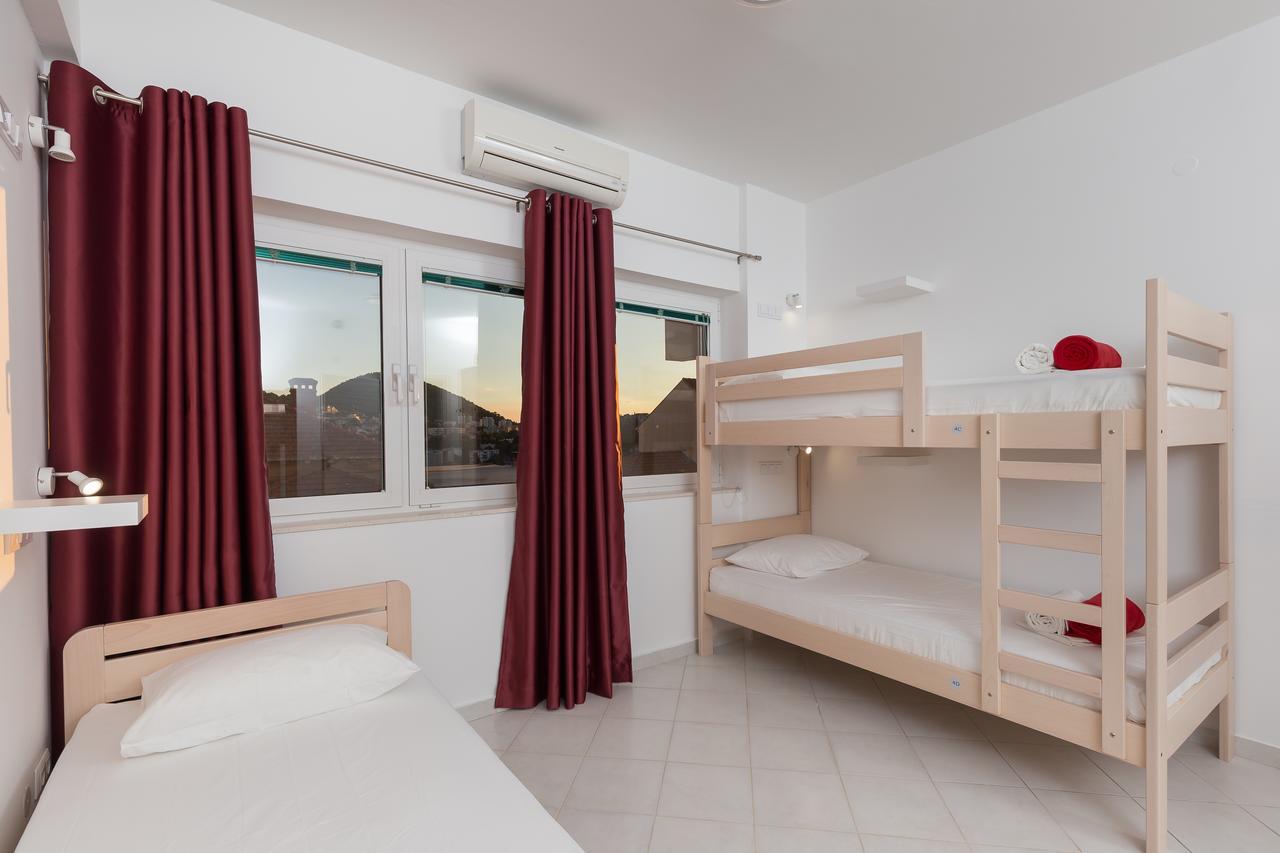 Hostel Free Bird (Adults Only) Dubrovnik Exteriör bild