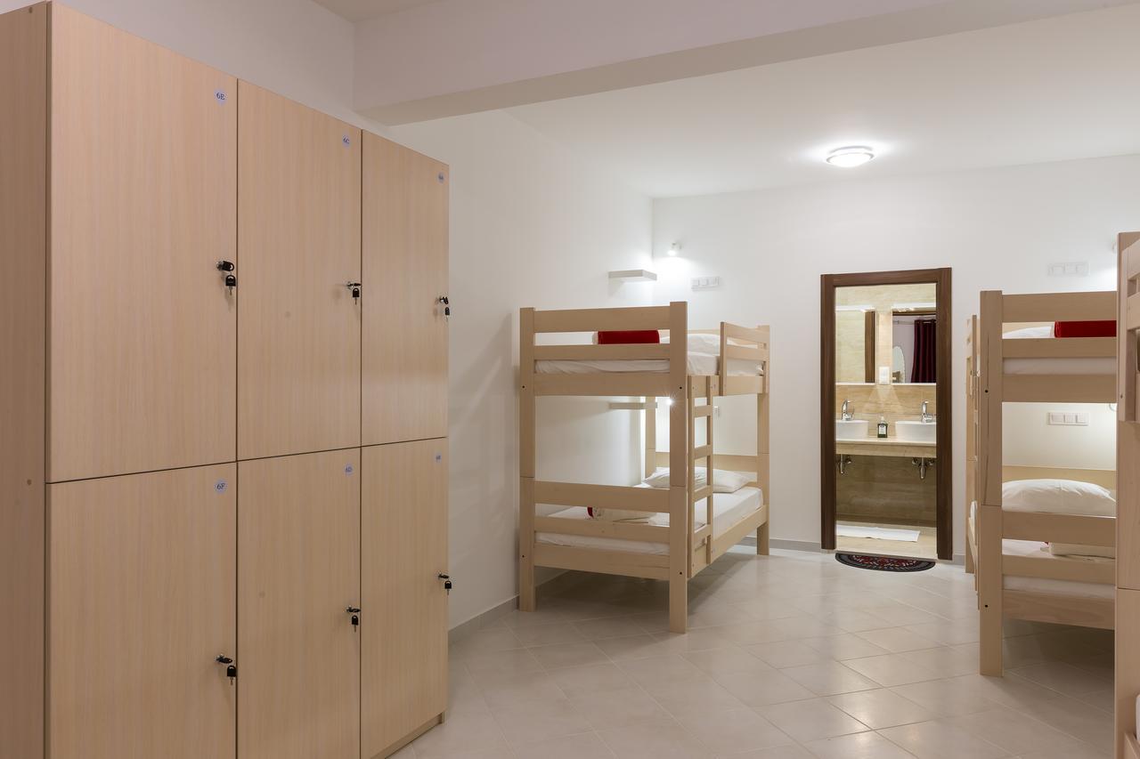 Hostel Free Bird (Adults Only) Dubrovnik Exteriör bild