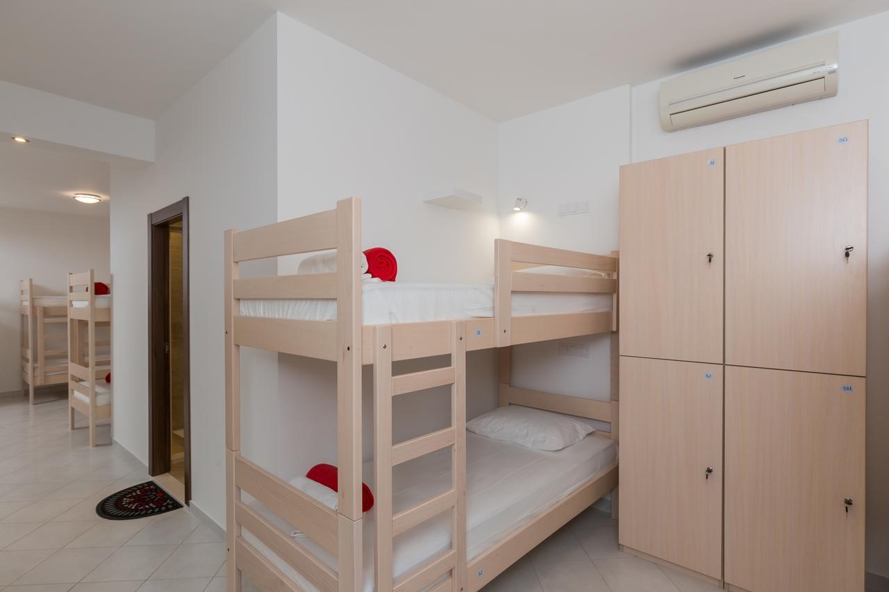 Hostel Free Bird (Adults Only) Dubrovnik Exteriör bild